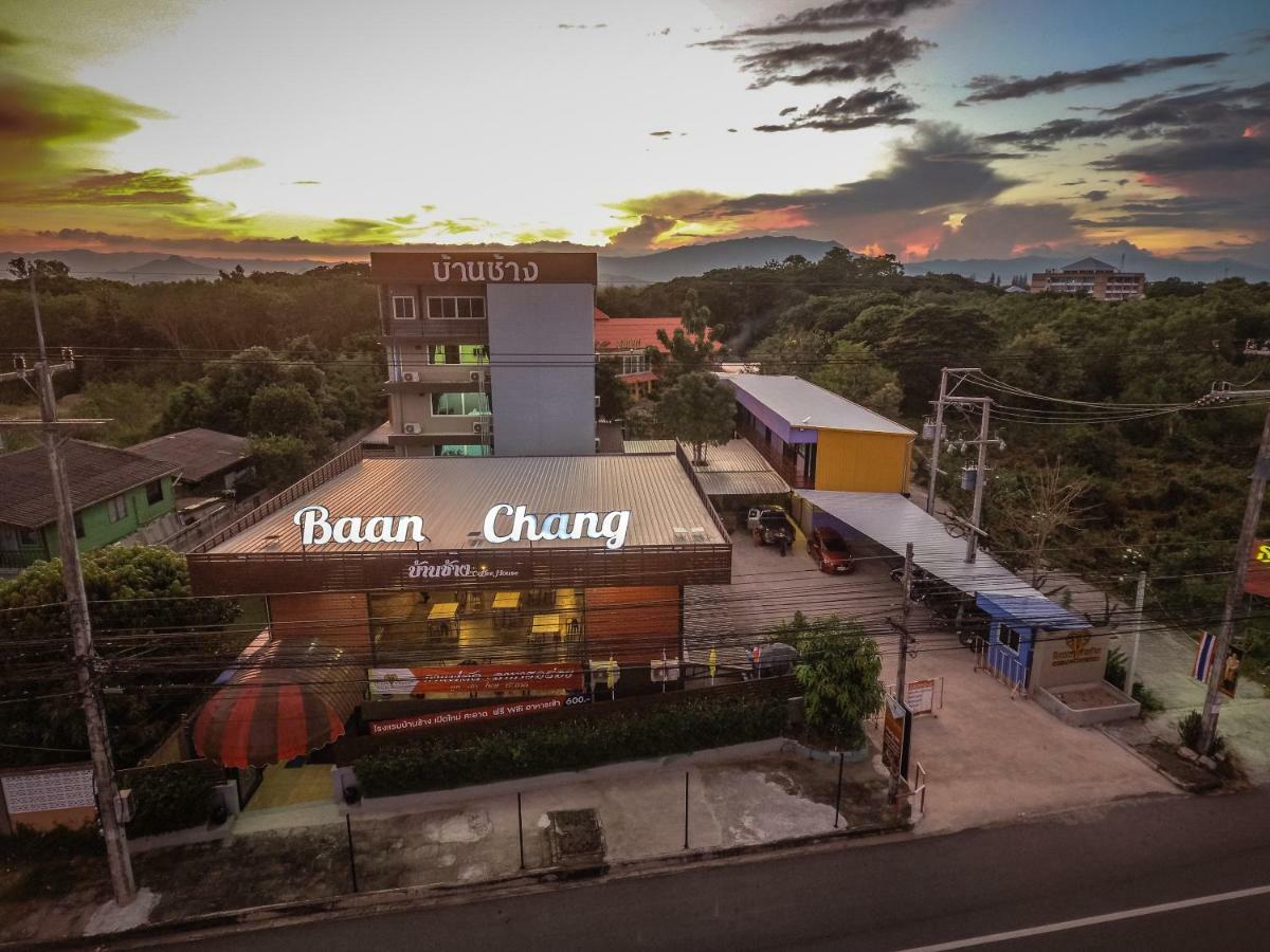 Baan Chang Hotel & Coffee House Tak Exteriör bild